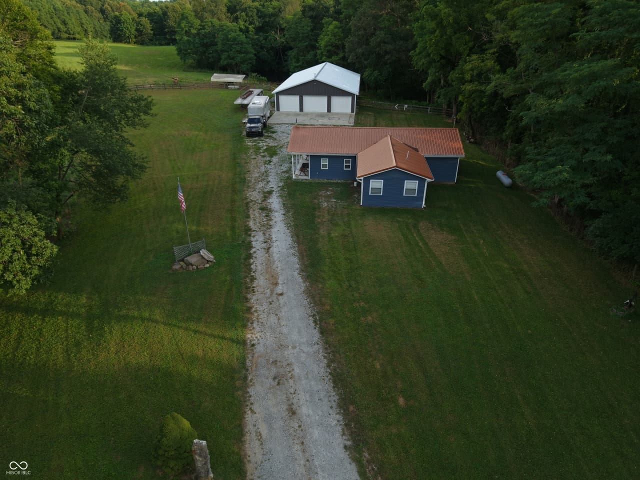 3309 W County Rd 800 S — listing photo