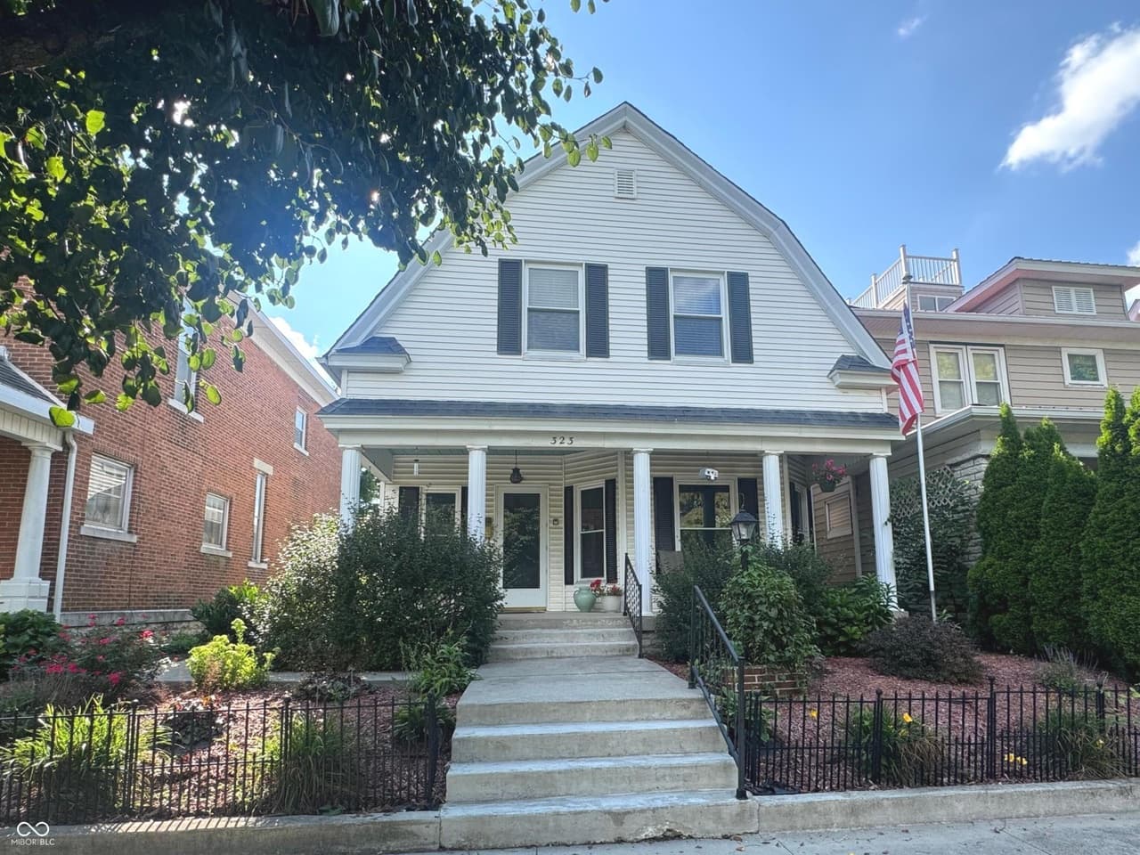 323 N Franklin St — listing photo