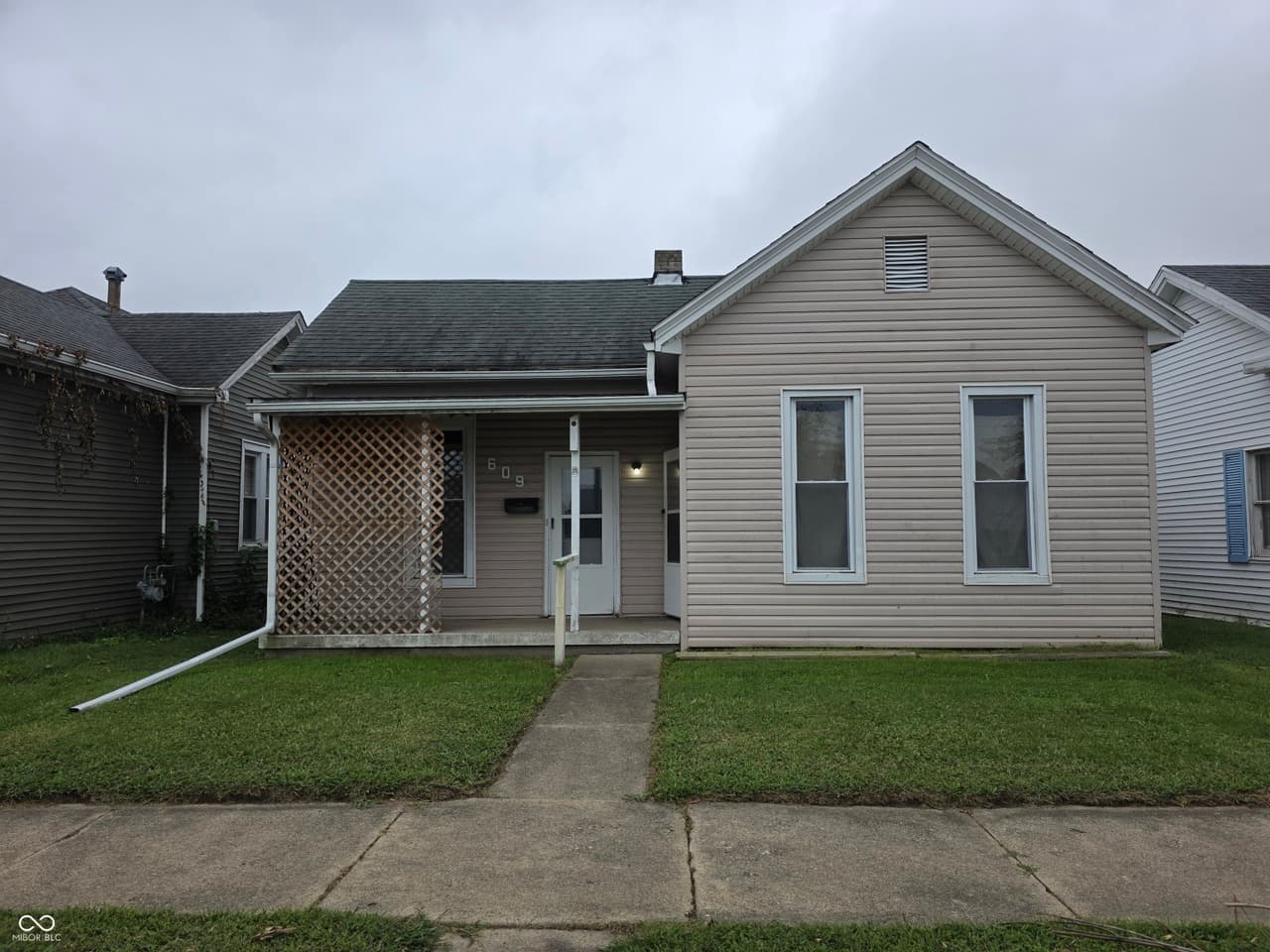 609 W Washington St — listing photo