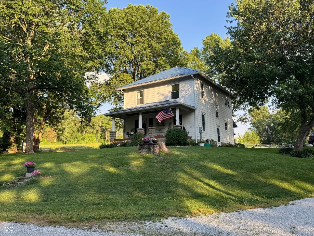 2109 W County Rd 750 N — listing photo