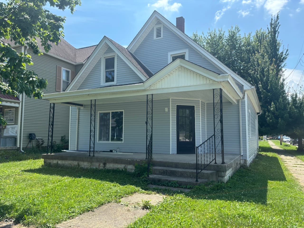 827 N Broadway St — listing photo